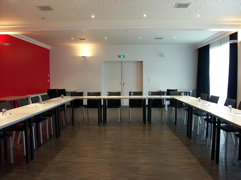 Hotel Restaurant Seminaires La Foresterie Le Mans Luaran gambar