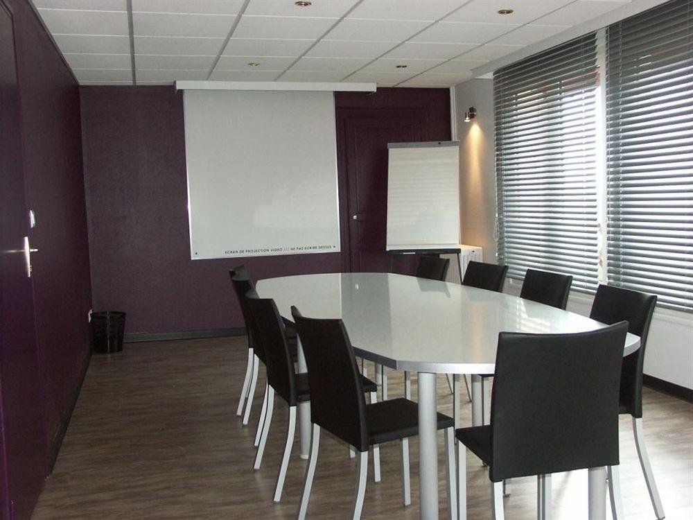 Hotel Restaurant Seminaires La Foresterie Le Mans Luaran gambar